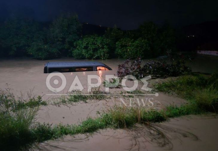 Κακοκαιρία Byron: Υπερχείλιση ποταμού προκάλεσε κινδύνους για τουρίστες και κατοίκους στη Φοινικούντα