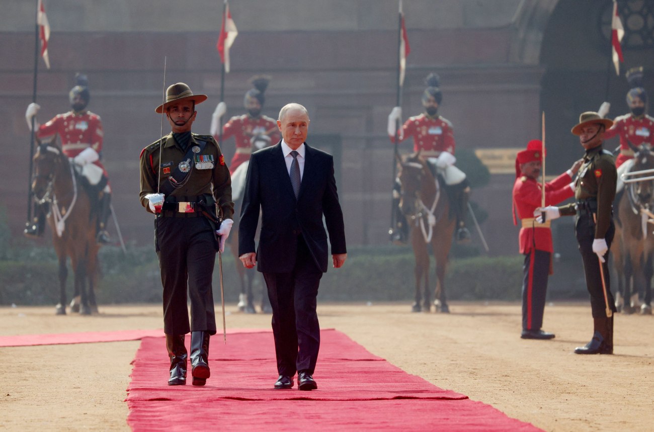 Θερμή υποδοχή του Βλαντίμιρ Πούτιν στην Ινδία: Στο προσκήνιο οι σχέσεις και το ρωσικό πετρέλαιο