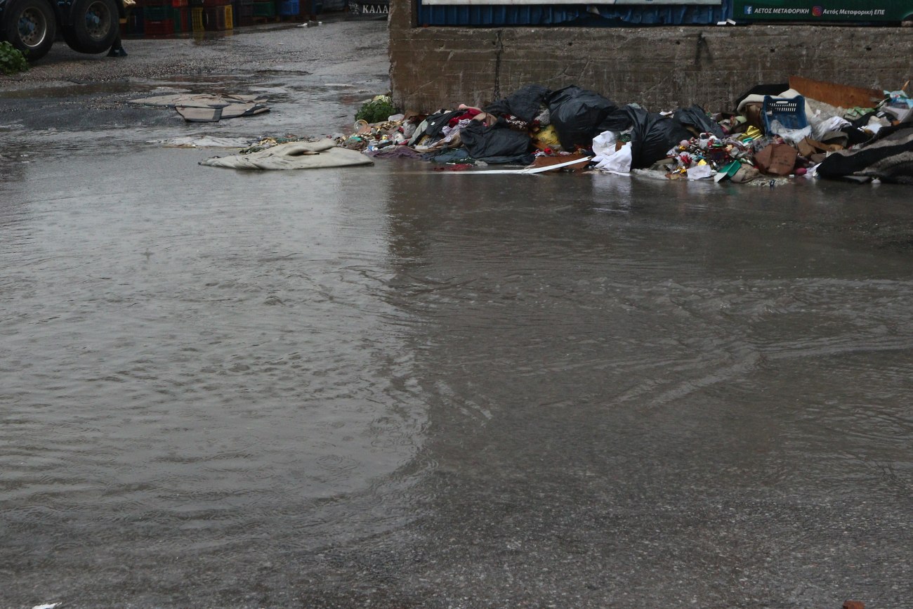 Κακοκαιρία Byron: Βροχή άνω των 260 χιλιοστών στη Βλυχάδα Αττικής