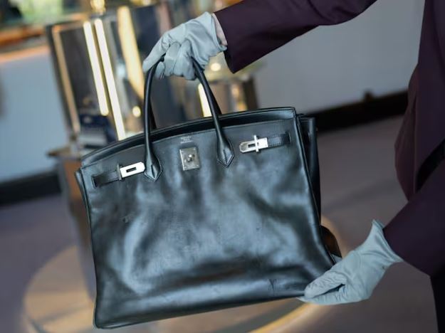 Hermès: Μια ακόμη Birkin πουλήθηκε για 2,45 εκατ. ευρώ