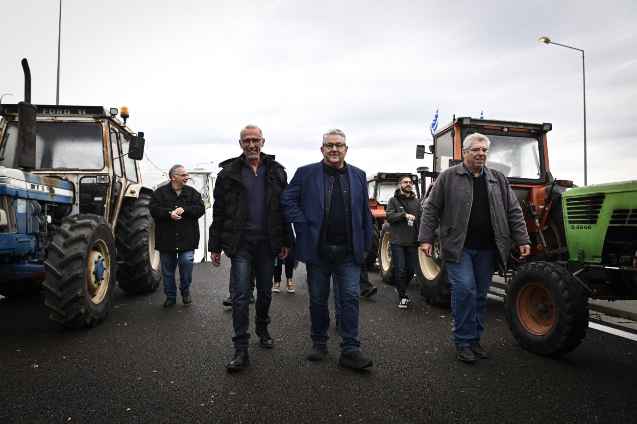 Στήριξη από τον Κουτσούμπα στους αγρότες της Καρδίτσας: Χωρίς υποσημειώσεις, στον αγώνα σας