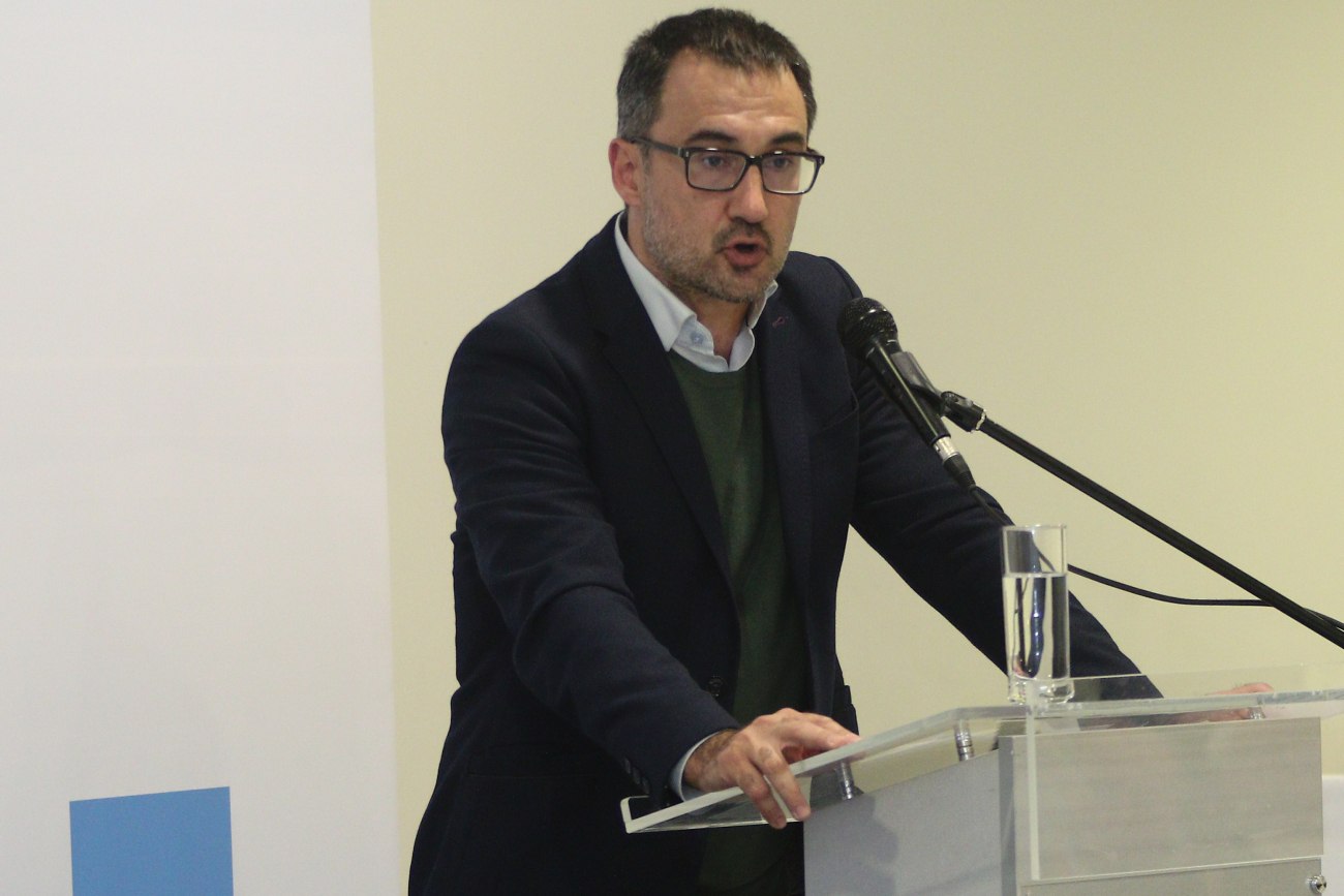 Επίθεση Χαρίτση κατά κυβέρνησης: ΜΑΤ για εσάς – ΟΠΕΚΕΠΕ-bet για εμάς, σκάνδαλο δημοκρατίας οι υποκλοπές