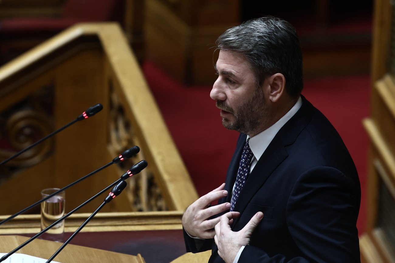 Ανδρουλάκης: Ζωντανά η τοποθέτησή του στη Βουλή για το κυκλοφοριακό πρόβλημα και την υποβάθμιση των ΜΜΜ στην Αττική