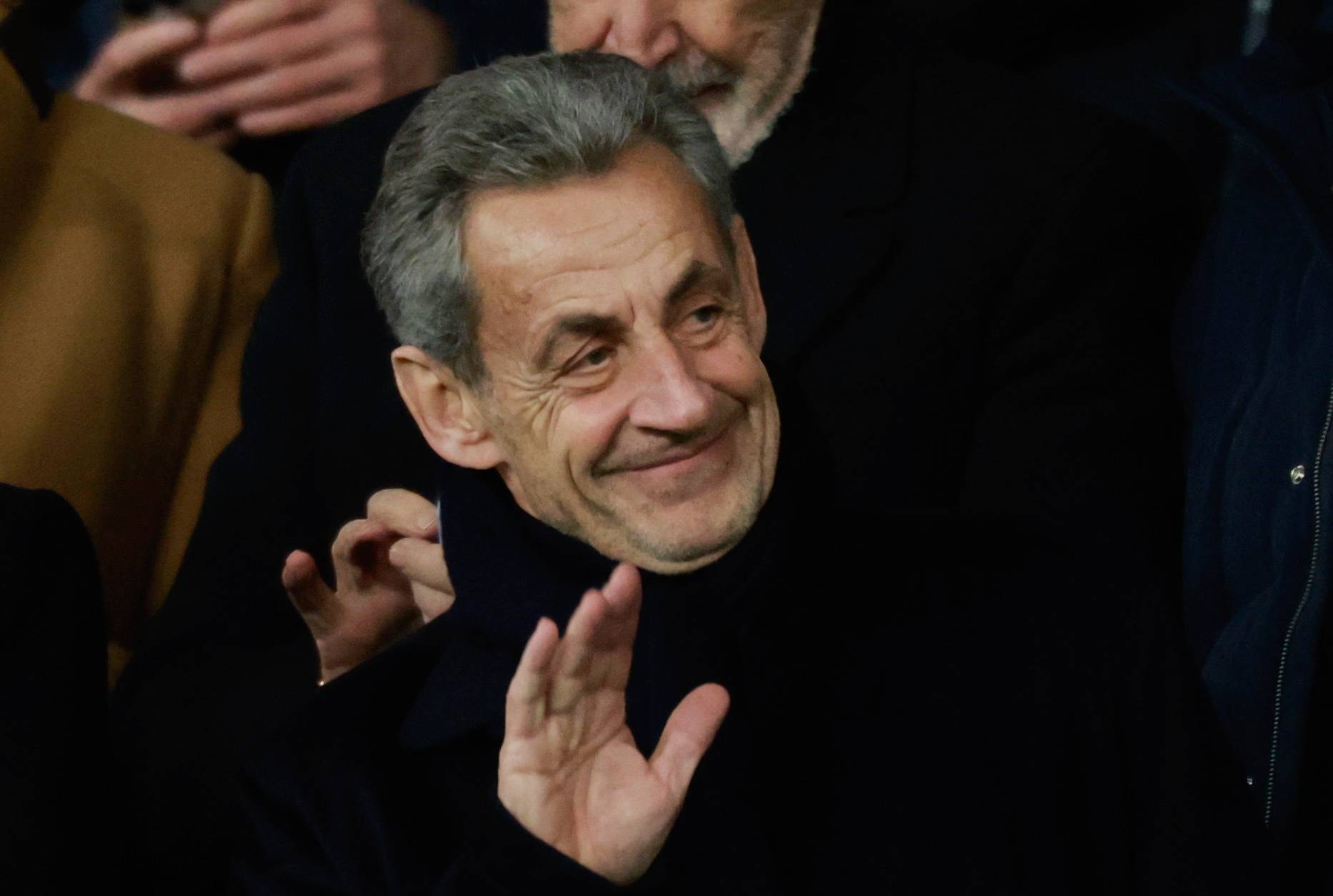 Σαρκοζί: Άνοιγμα στη Λεπέν – Ο Εθνικός Συναγερμός δεν είναι απειλή για τη Γαλλία