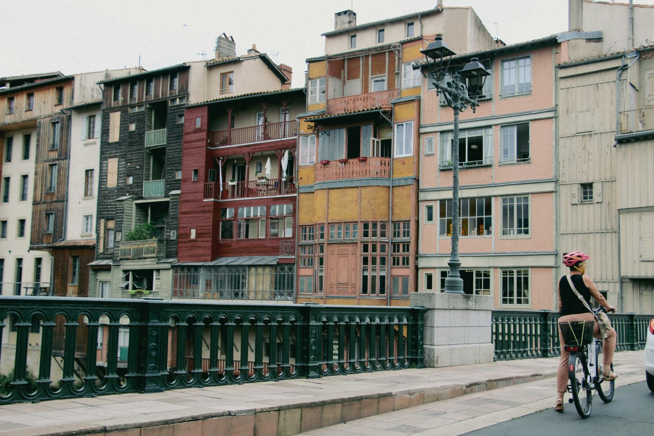 Η μάχη των ευρωπαϊκών πόλεων για προσιτή κατοικία εν μέσω κρίσης στέγασης