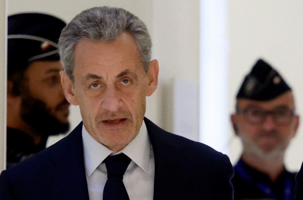 Σαρκοζί: Η εμπειρία της φυλακής και οι πολιτικές του συμβουλές