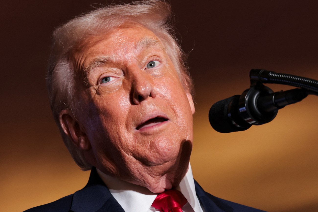 Τραμπ: Κατηγορεί τα ΜΜΕ για προδοσία λόγω αμφισβήτησης της υγείας του