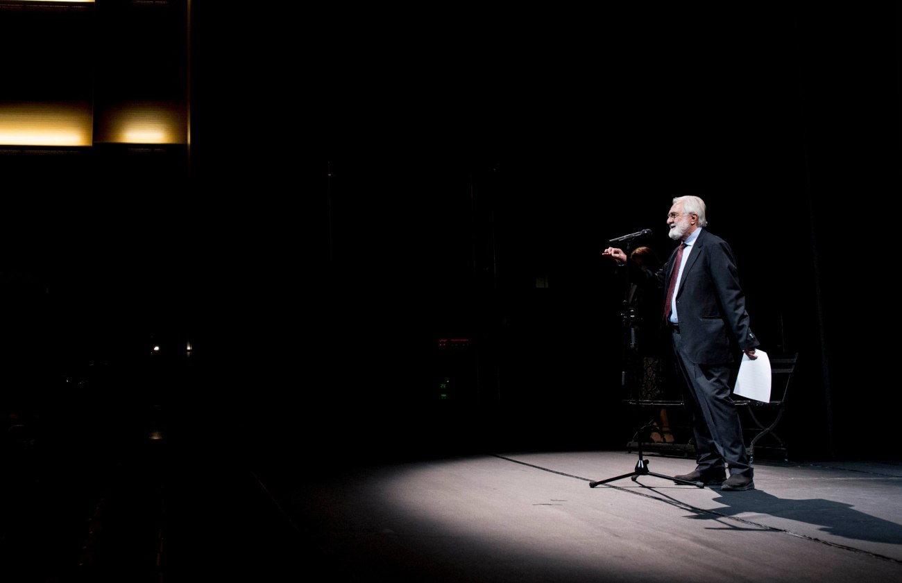 Στην καρδιά μου είμαι Κρητικός: Ο Γιάννης Σμαραγδής μιλά για τον Καποδίστρια και τις προκλήσεις του ελληνικού κινηματογράφου