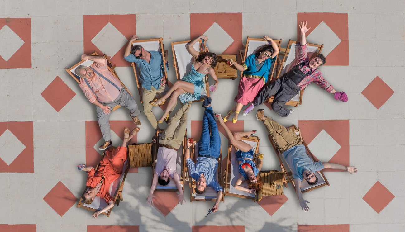 HoteL Elvira: Το μυστήριο πίσω από το νησί της πιο feelgood σειράς στην ελληνική τηλεόραση