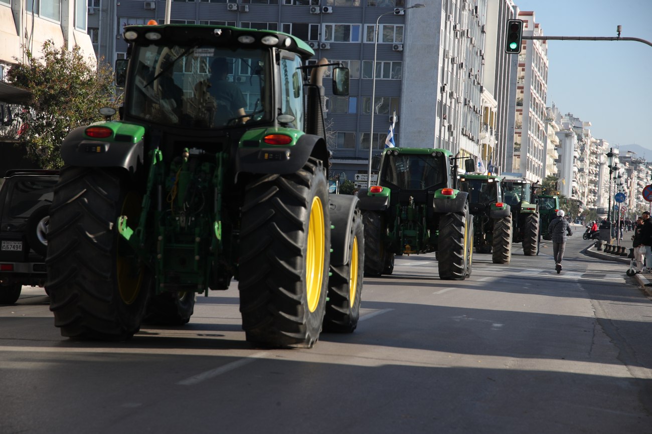 Αγρότες σε αναβρασμό: Σφοδρή κριτική της αντιπολίτευσης κατά της κυβέρνησης εν μέσω κινητοποιήσεων