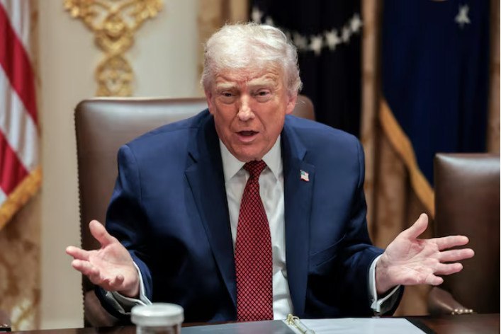 ΗΠΑ: Ο Τραμπ εκφράζει ανησυχία για τις πιθανότητες των Ρεπουμπλικάνων στις ενδιάμεσες εκλογές