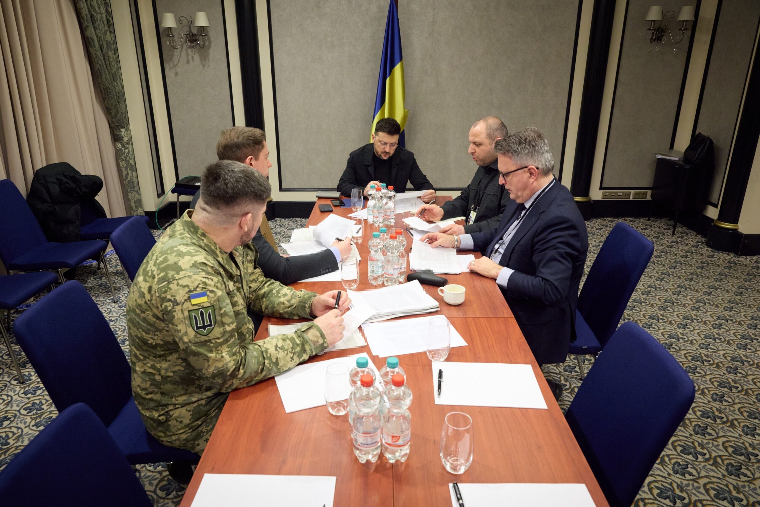 Ουκρανία: Ο συμβιβασμός και οι προτάσεις του Ζελένσκι στις συνομιλίες του Βερολίνου