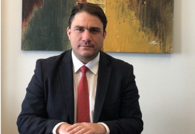 Τσουκαλάς: Η ταχύτητα απονομής δικαιοσύνης περιορίζεται σε λόγια – ο Μητσοτάκης παραπληροφορεί τους πολίτες