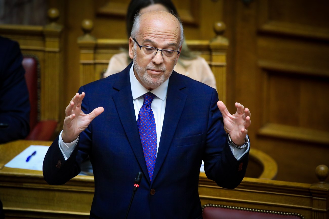 Βουλή: Έντονη αντιπαράθεση Φλωρίδη, Φάμελλου και Χαρίτση για ΟΠΕΚΕΠΕ και υποκλοπές