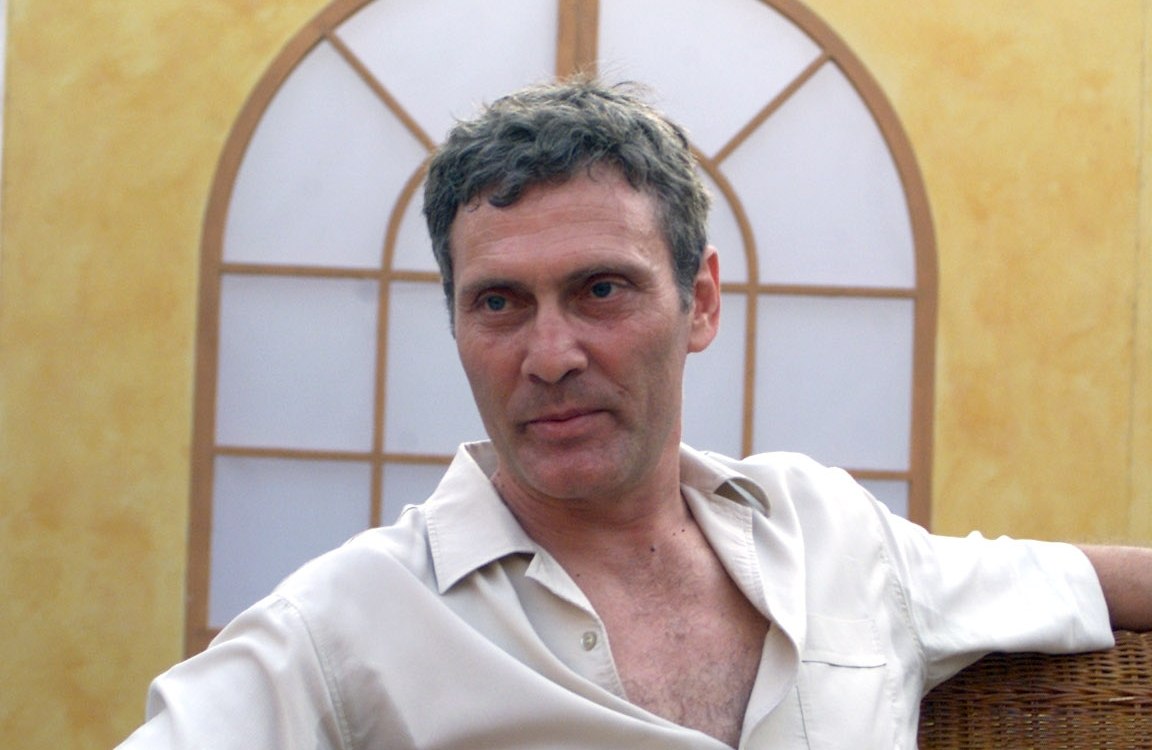 Θάνατος του ηθοποιού Αλμπέρτο Εσκενάζυ