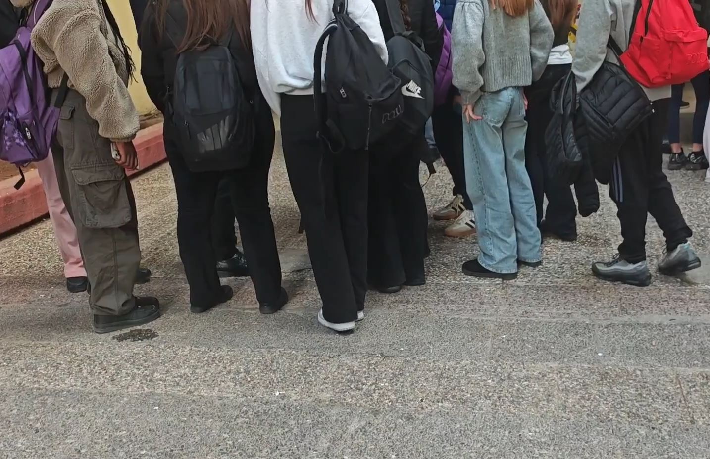 Κυψέλη: Συνελήφθη 16χρονη για την επίθεση σε συμμαθήτρια, καταγγελίες για bullying