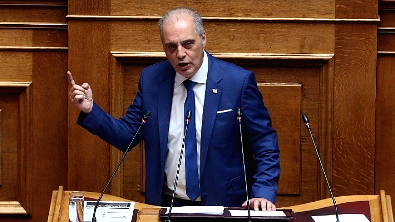 Φόροι 50 δισ. ευρώ ετησίως: Κυρ. Βελόπουλος αποκαλύπτει την αδικία κατά μισθωτών και συνταξιούχων
